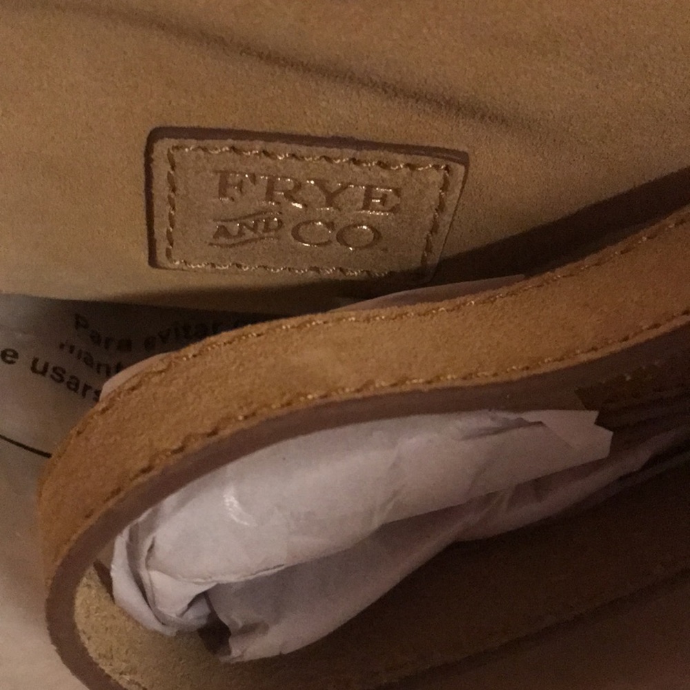 Frye and co Caden bucket bag - Picture 2 of 10